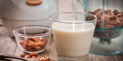 Можно ли миндальное молоко на кето-диете?